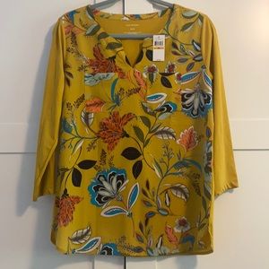 NWT Van Heusen - Mustard yellow three quarter sleeve floral print top